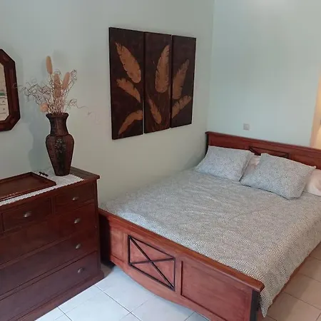 Argos Apartment *